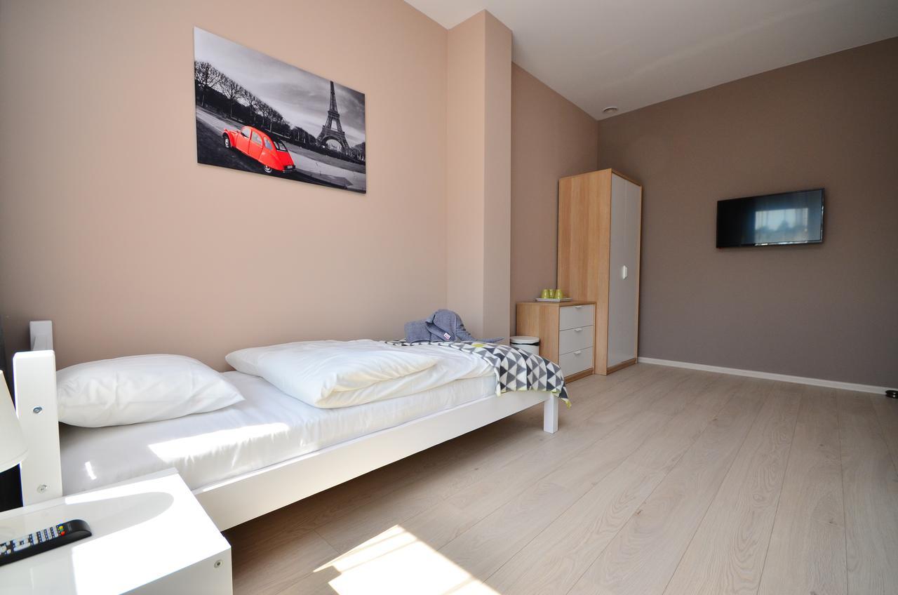 G'Hostel Deszczno Eksteriør billede